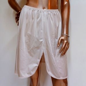 Vanity Fair Bone 1/2 Slip/Petticoat w/ 7" slit